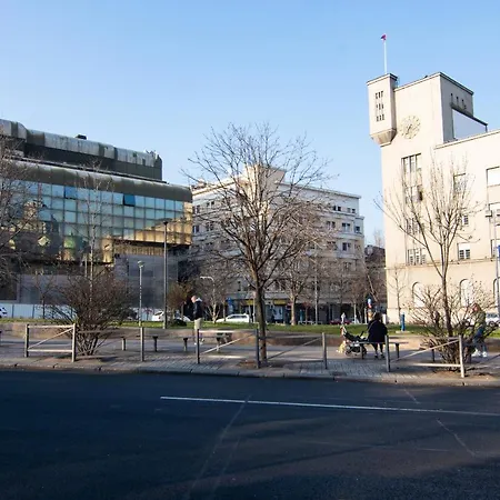 Square 6